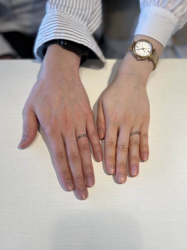 シンプルですが繊細なデザインで気に入っています。