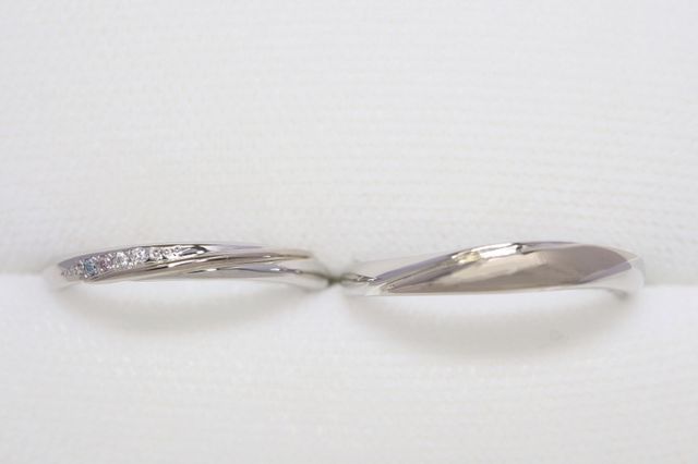 指輪ケースに入れた状態です