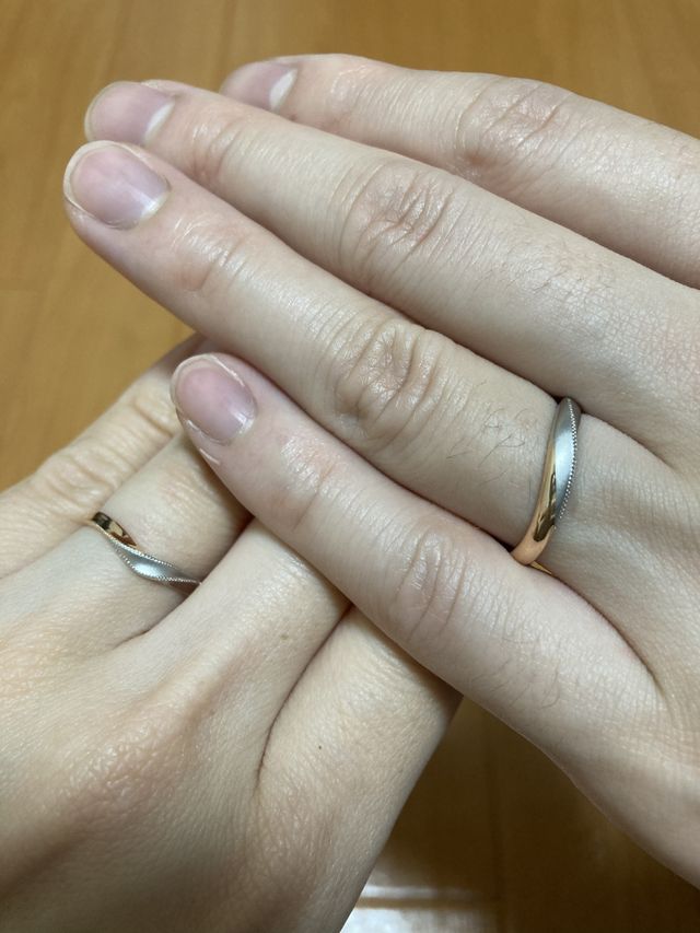 形、ミル打ちの場所は違いますが、ペア感があってお気に入りです