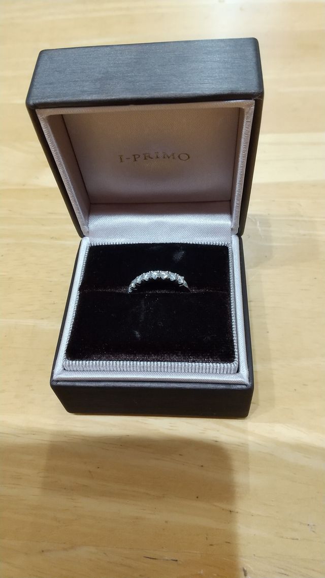 光があたっていなくても輝きは、変わらず良質の証だと思います。