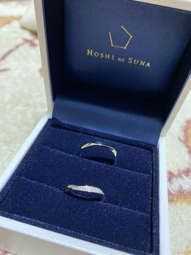 箱に入った二人の指輪