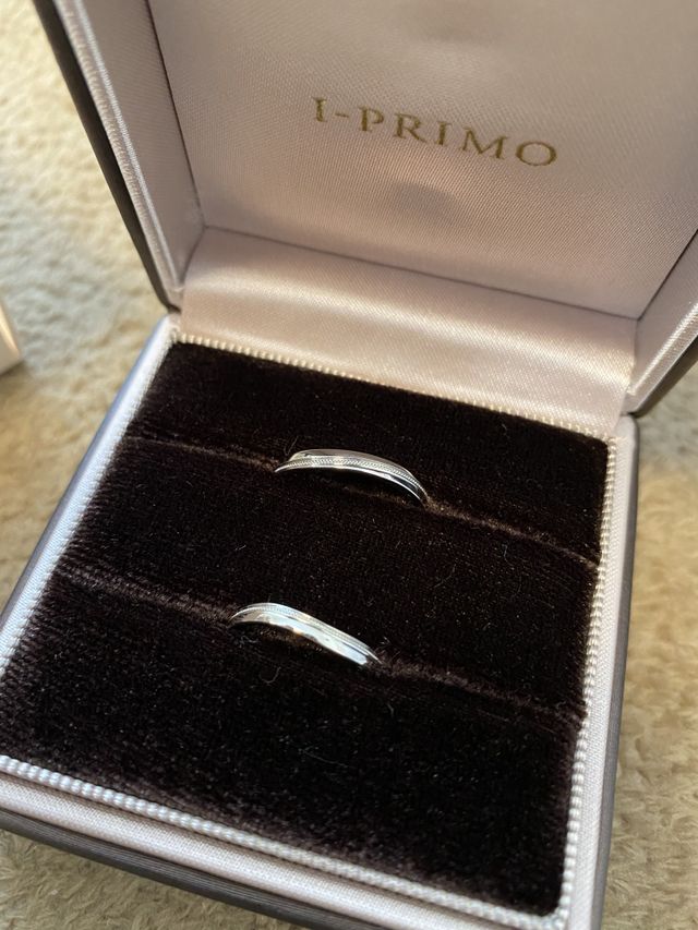 S字カーブとミル打ちが特徴的で可愛いです。