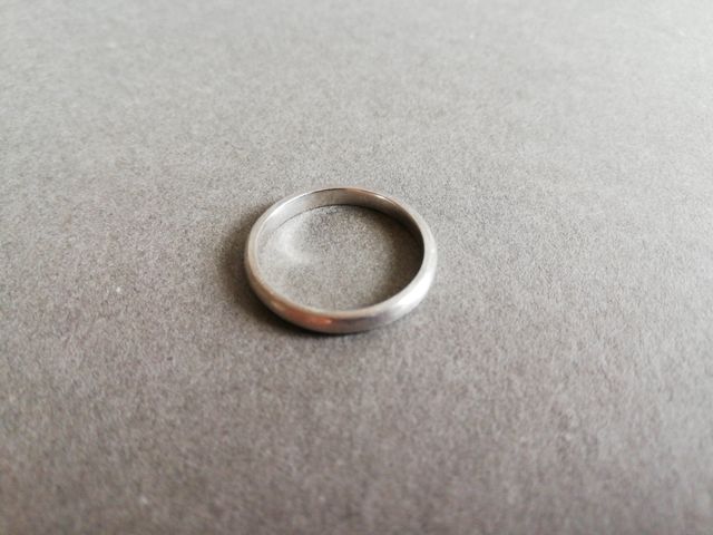 シンプルで着けやすい