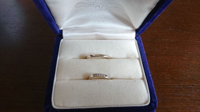 上が男性、下が女性用