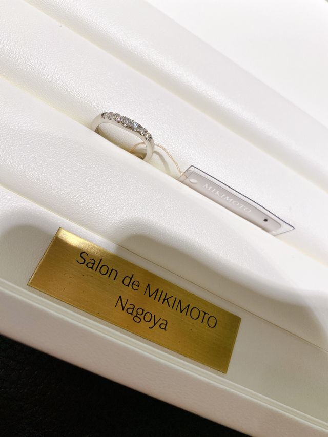 服に引っ掛かることなく抜群の着け心地