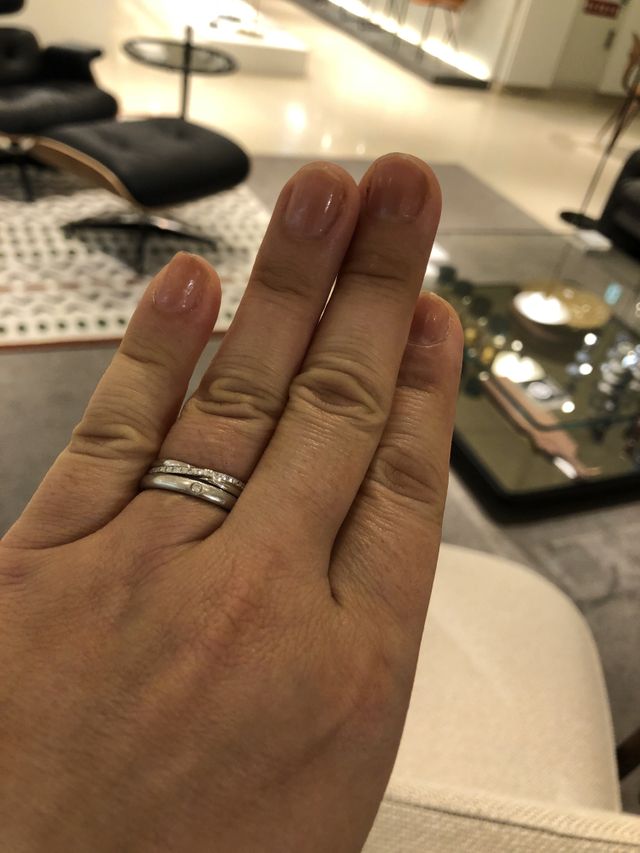 結婚15周年記念リングを購入しました！結婚指輪に重ねて。