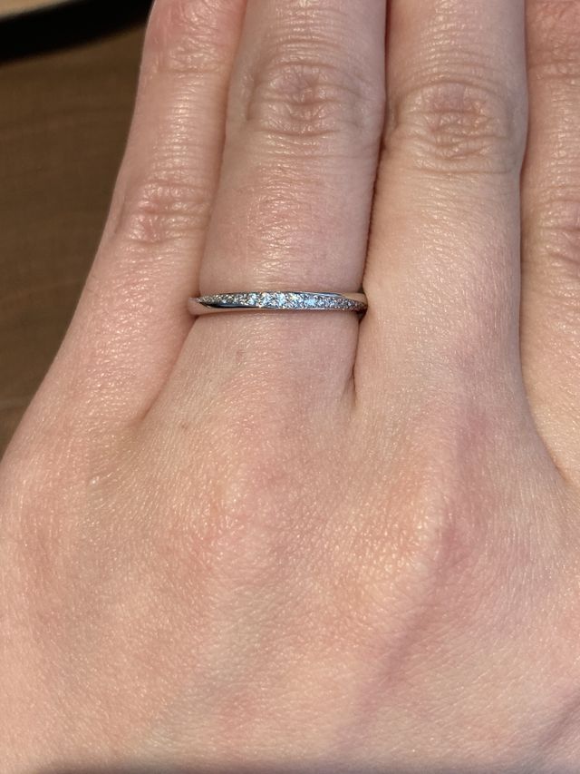 ダイヤが多く付いているものを選びました。