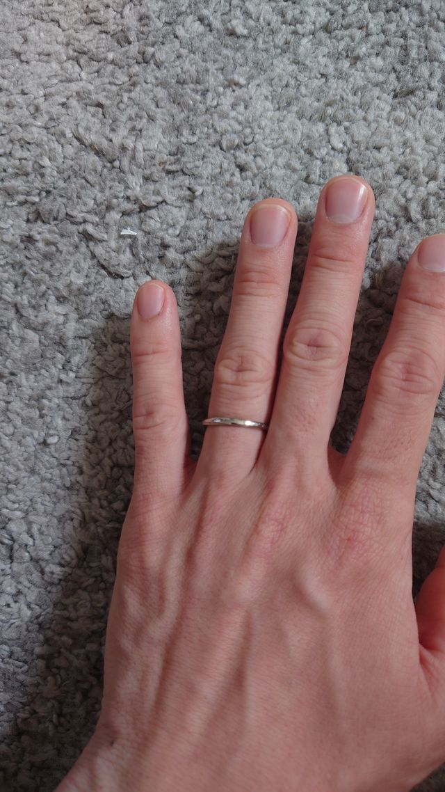 平均の男性の指の長さらしいです