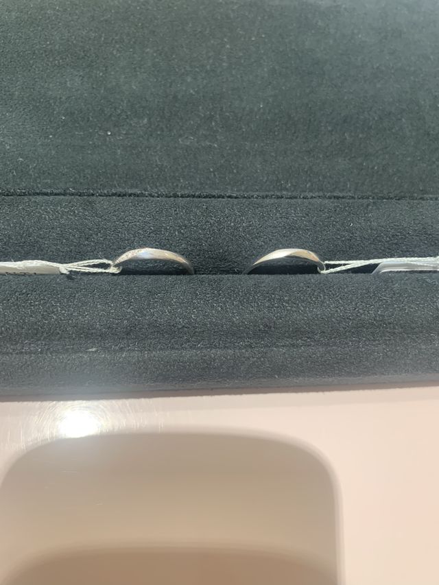 左新婦、右新郎