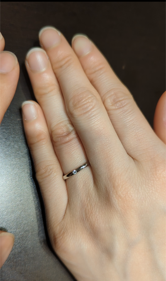 シンプルなデザインですが、付け心地がいいです。