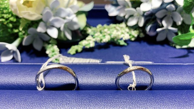 ペアの結婚指輪