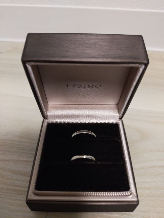 ペアストレートプラチナ
シンプルなものにしました。