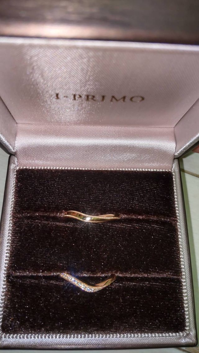 ピンクゴールドのミルうちのV字です、