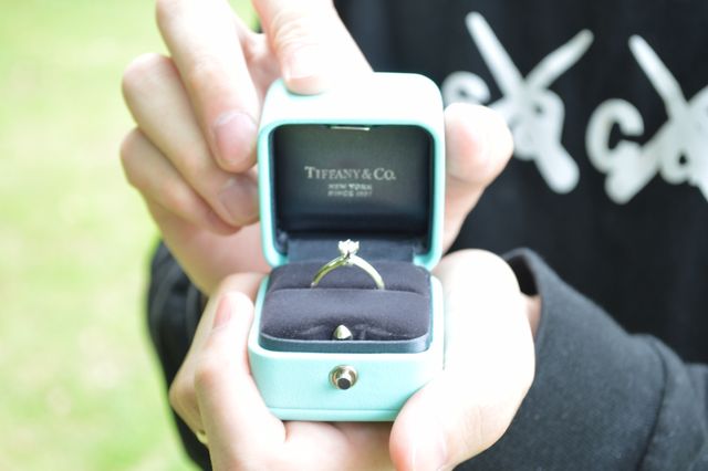 ティファニーセッティングです