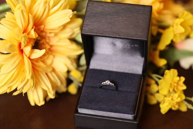前撮りの時に指輪も撮影してもらいました！