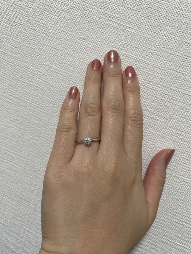 ダイヤが綺麗に見える写真。