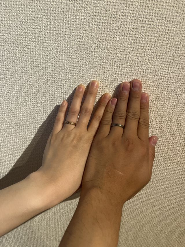 2人ではじめての結婚指輪を着用しました。
