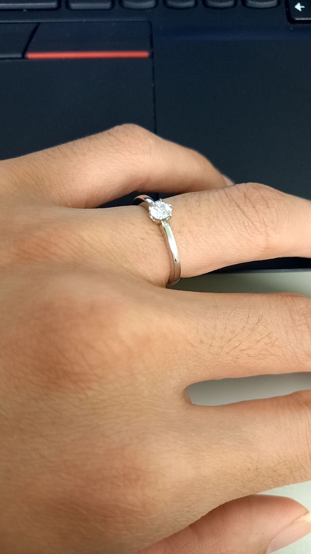 婚約指輪　アスセラ