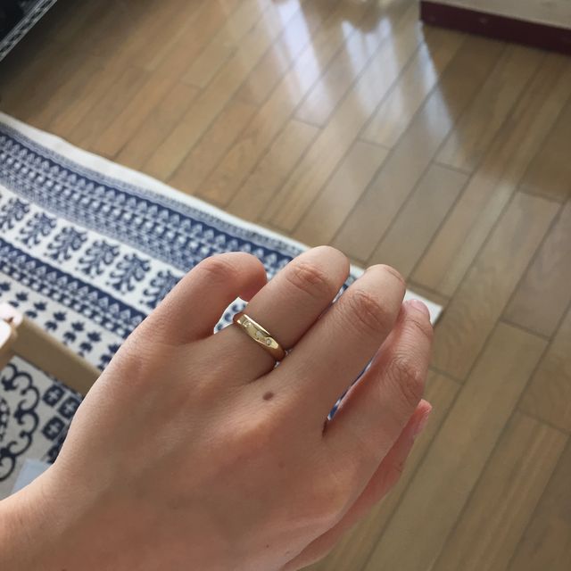 太めな丸っこいリングです！