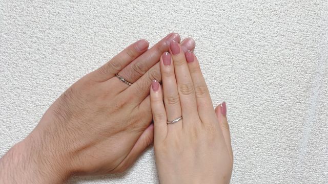 2人でつけて撮りました。