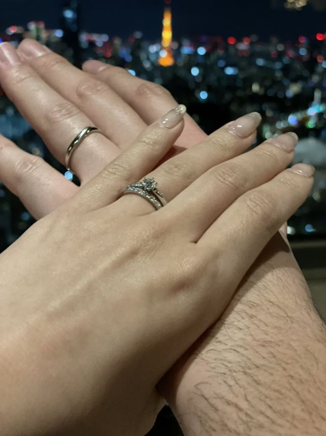 ダイヤ鑑定書付き。