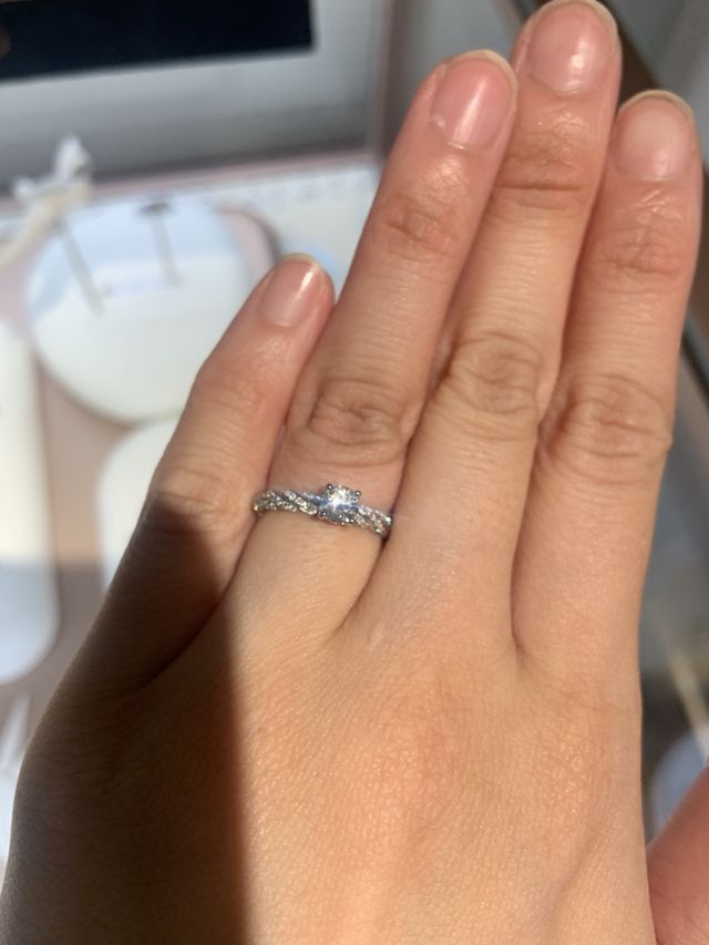 フォース10 着用すると一本でも豪華に見えて素敵でした。