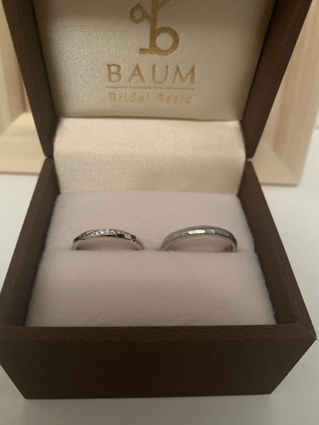 好みが違ったため、同じブランドで違うデザインにしました。