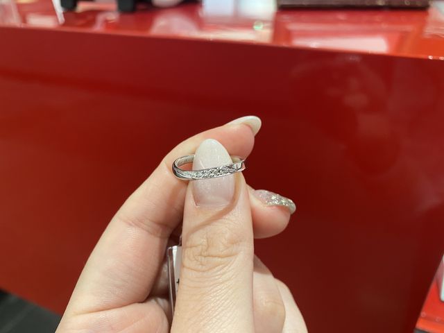 キラキラしていてかわいかったです。