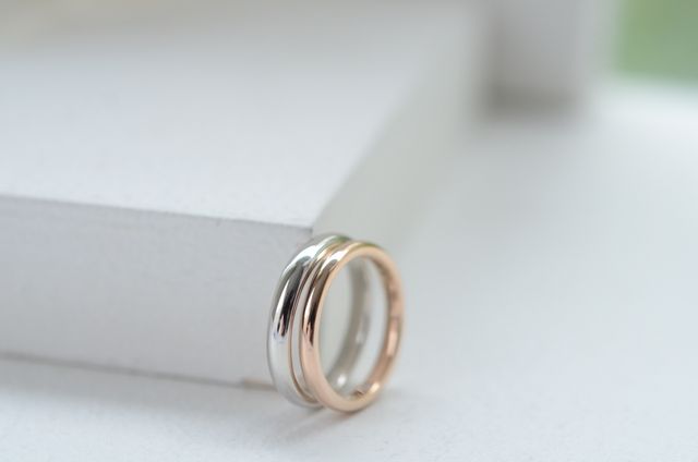 シンプルな結婚指輪を作りました。