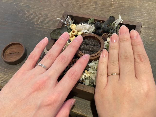 二人でつちめ模様の指輪を作り合いました♪