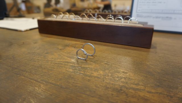 途中経過。この後、綺麗なリングに。