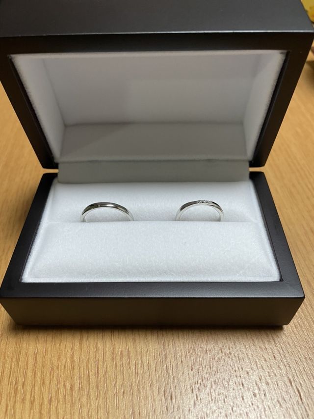 2人で決めた結婚指輪です。