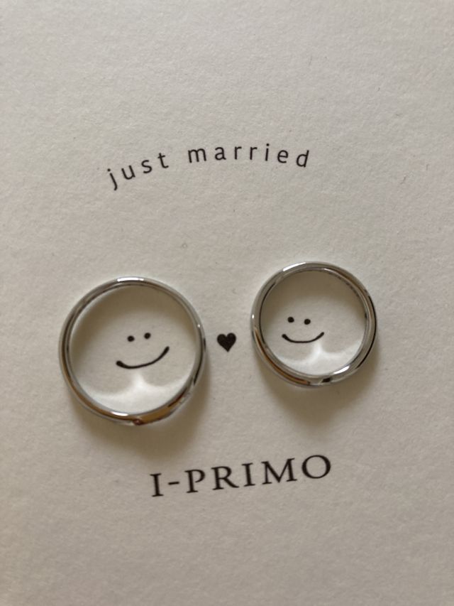 ペアではないですが、お互いがいいなと思える指輪を選びました。