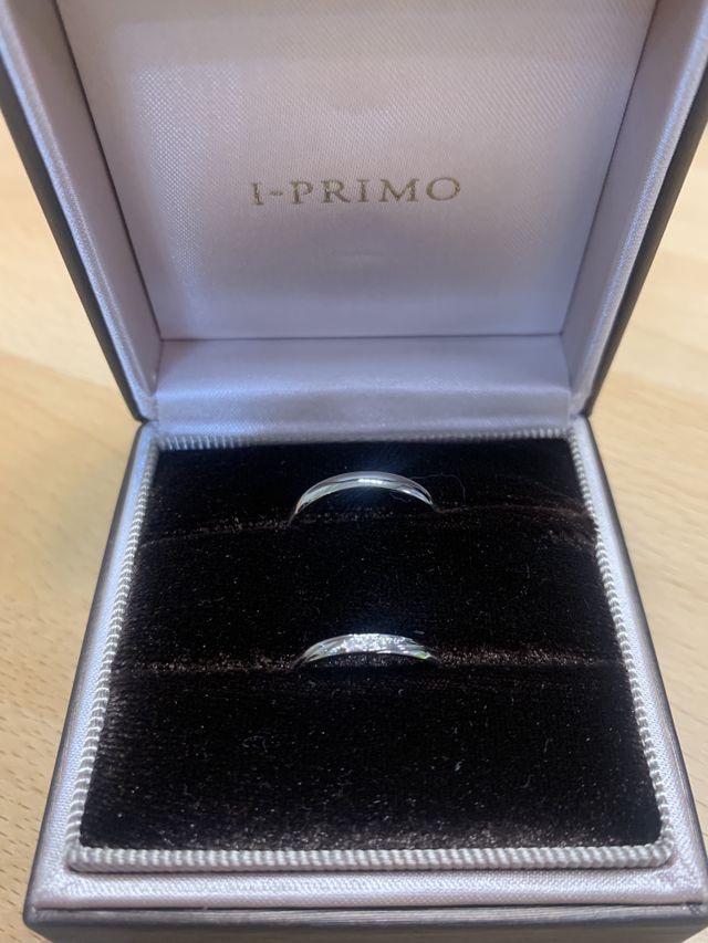 新婦の指輪はケイローン、新郎の指輪はユノーにしました。