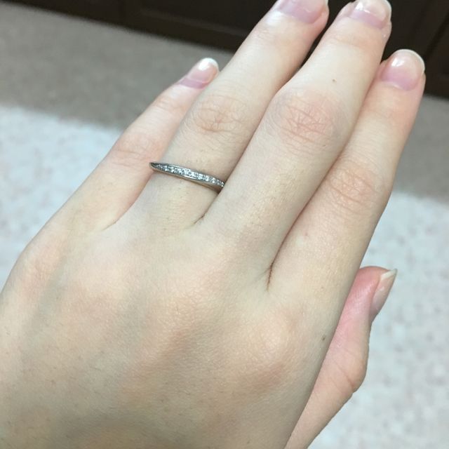 指にはめた状態