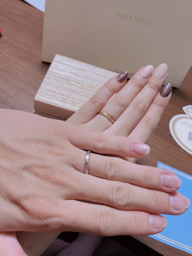 受け取った日に自宅で撮影しました