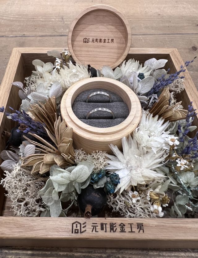 プラチナ・2.5mm・甲丸・クリア仕上げ