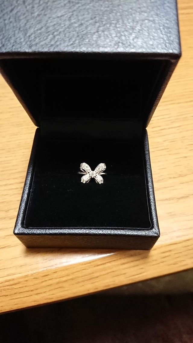 モチーフだけで贈られたのを指輪にしました。