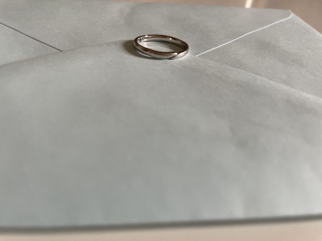 半年すこし着用後の妻のリングです。