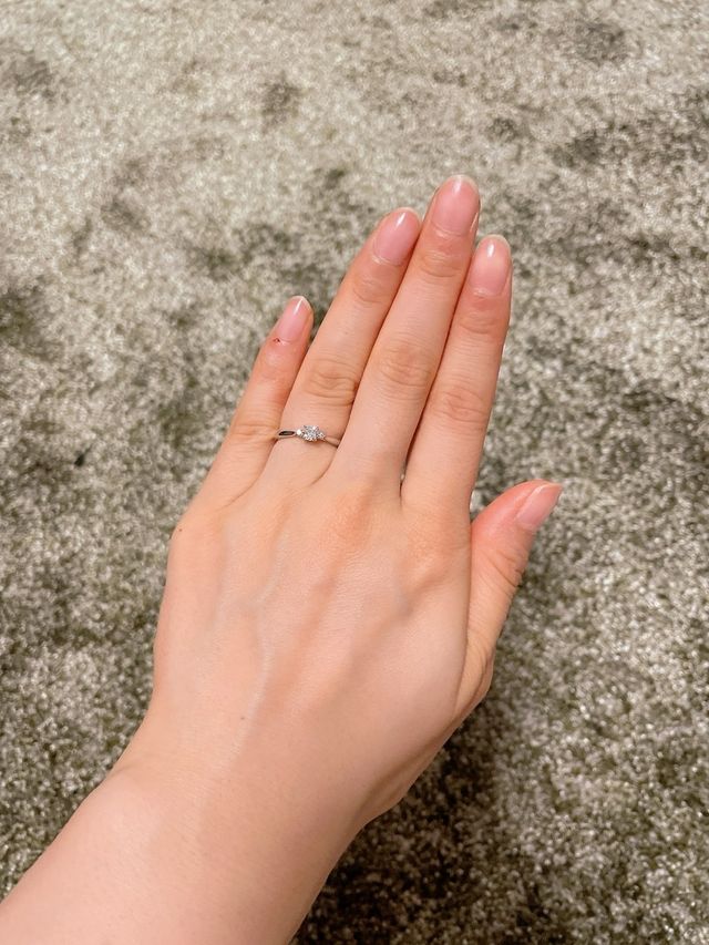 気軽につけられるように、小ぶりな石にしました！