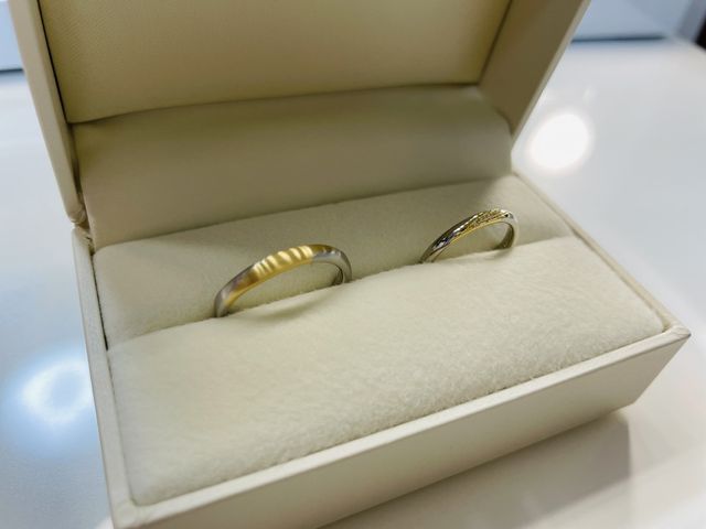 艶消し加工が落ち着いた雰囲気で気に入っています。