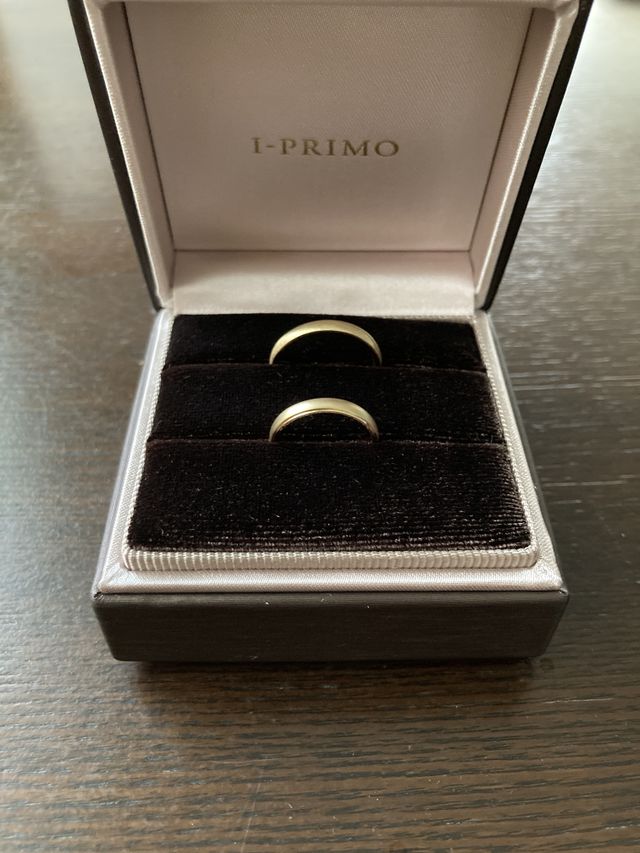 イエローゴールド