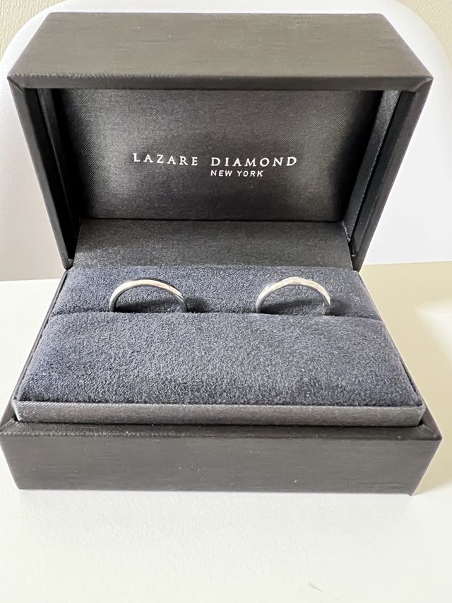 左が男性用(写真は11号)、右が女性用(写真は8号)