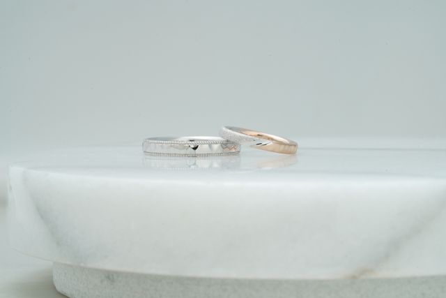 2人のデザインが別でも可能。