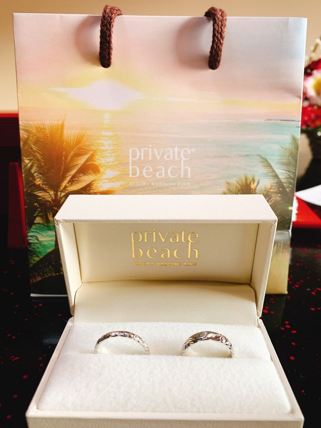 結婚指輪は、それぞれの好みの太さで作りました。