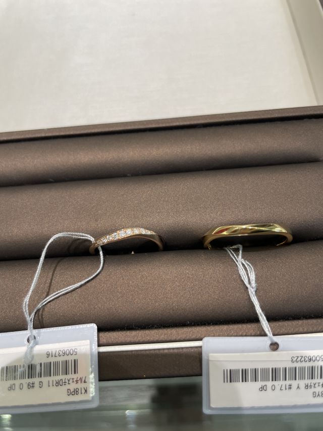 ピンクゴールド、イエローゴールド