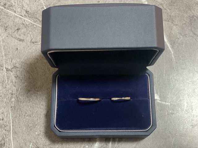 男性用はブーケ
女性用はアミュレットです。