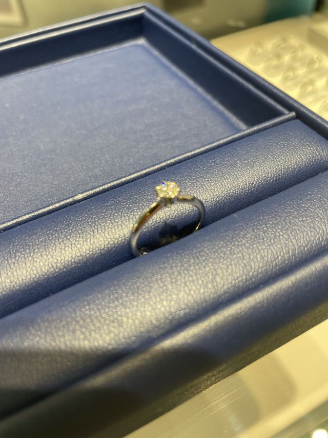 プロポーズリングです。