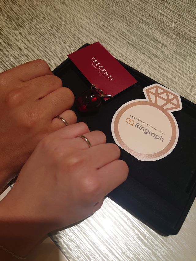 シンプルなデザインで探していたのでとても気に入りました。