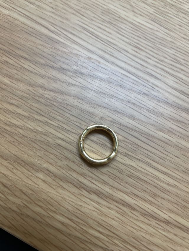 分かりにくいですが主人のものと合わせた割り印が入っています。